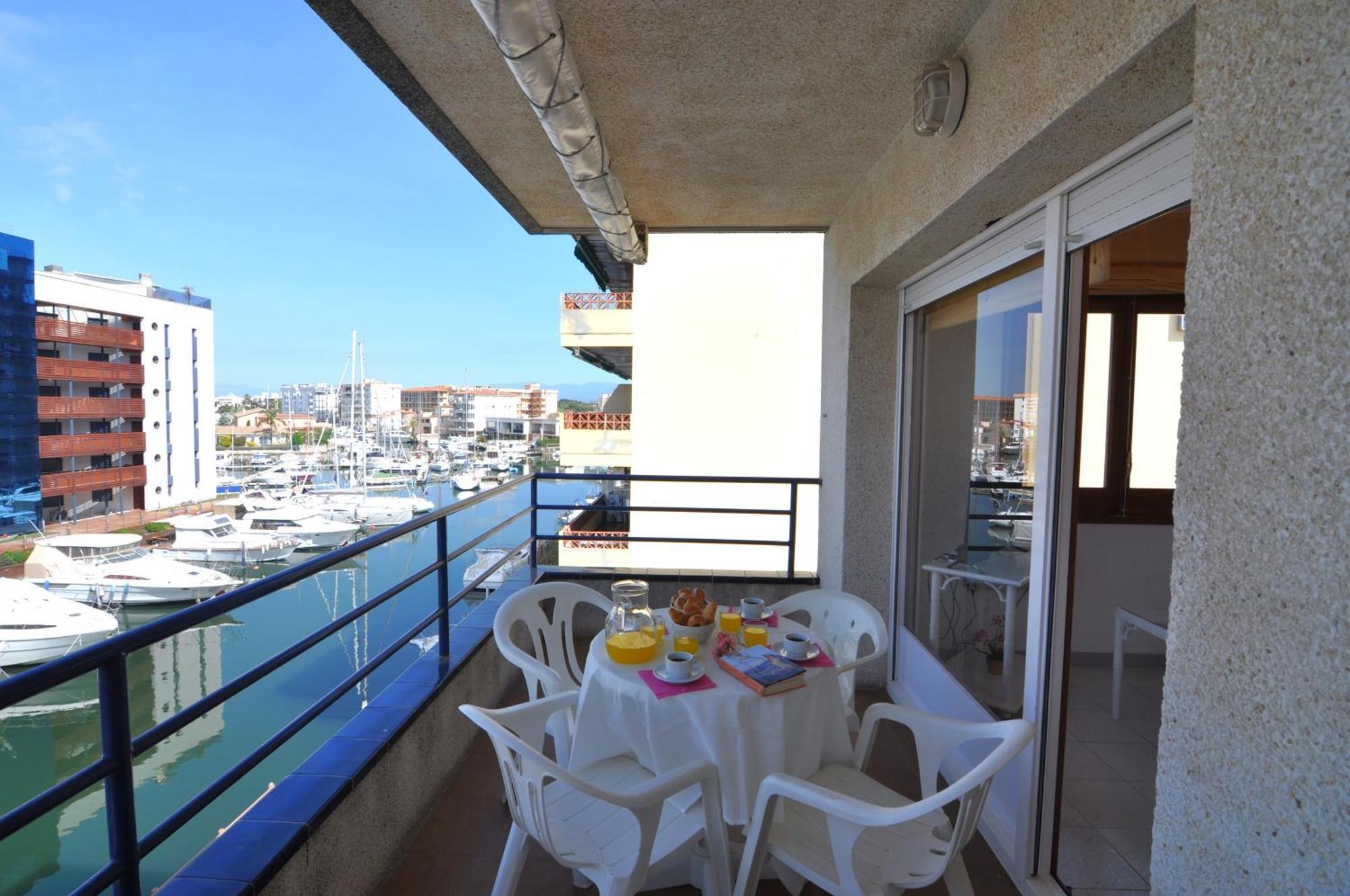 Apartmán Rnet-Port Margarita 3D Roses Exteriér fotografie